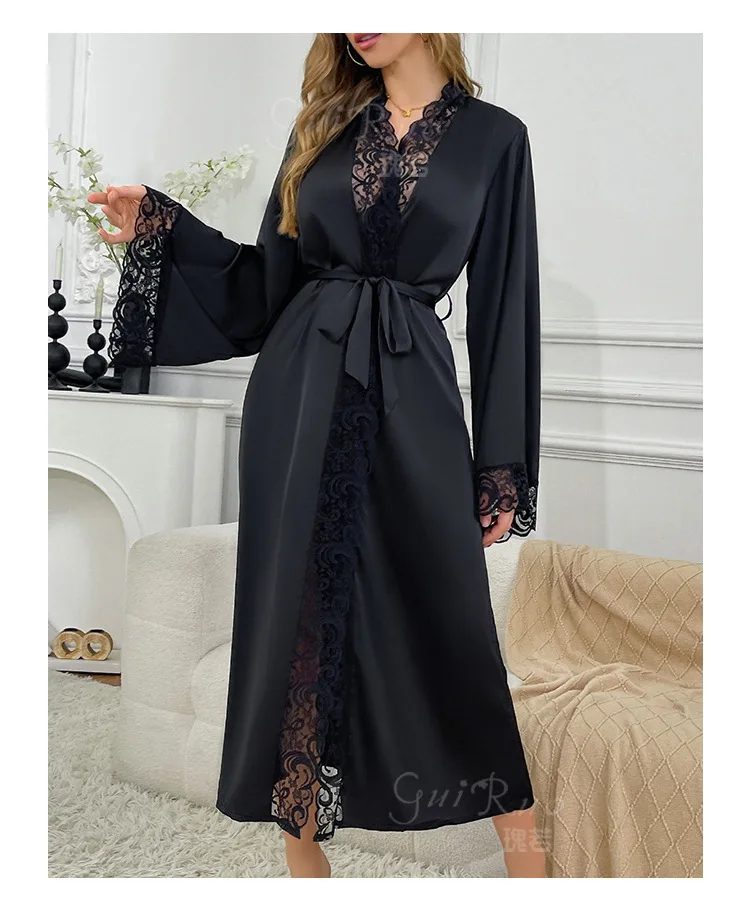 

Sweet long-sleeved silk pajamas with a sexy and intense low-cut open-front design, a two-piece set of home wear for lounging.