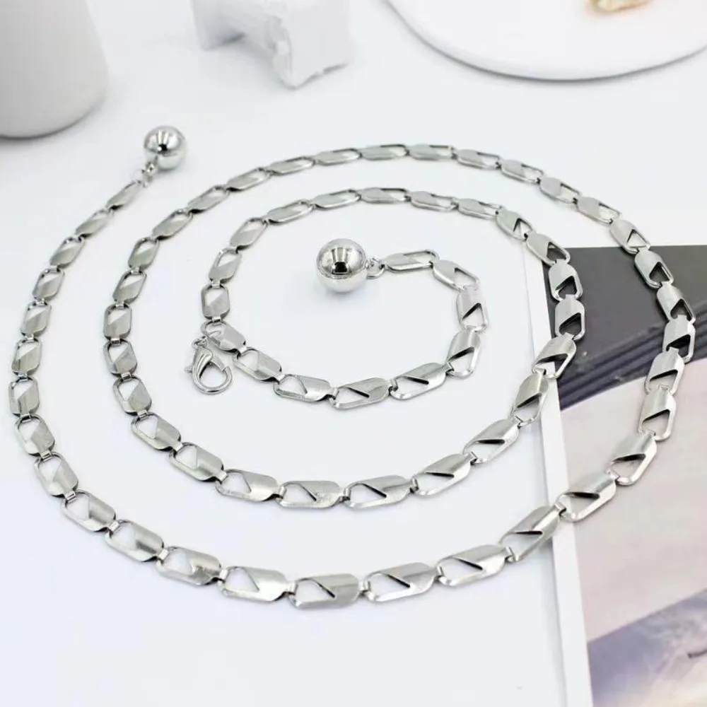 Hochwertige Retro-Metall-Taillenkette in Silber und Gold, Gravierte Hohlgürtel-Kette für Damenkleider – Detail 5
