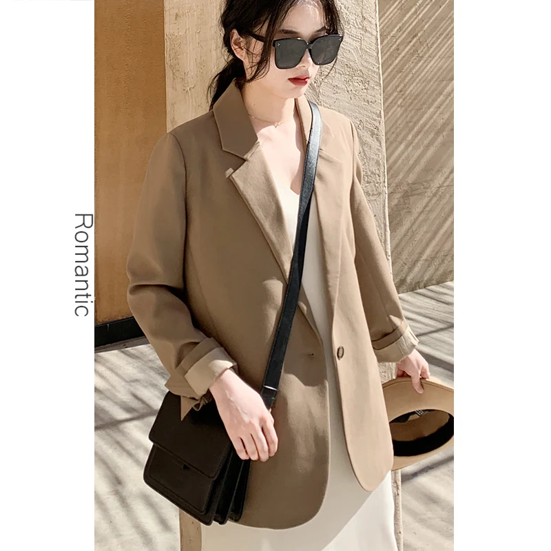 

Элегантный приталенный жакет средней темно-коричневой расцветки с воротником-стойкой, легко надеваемый, осенняя новинка, женская модная верхняя одежда.