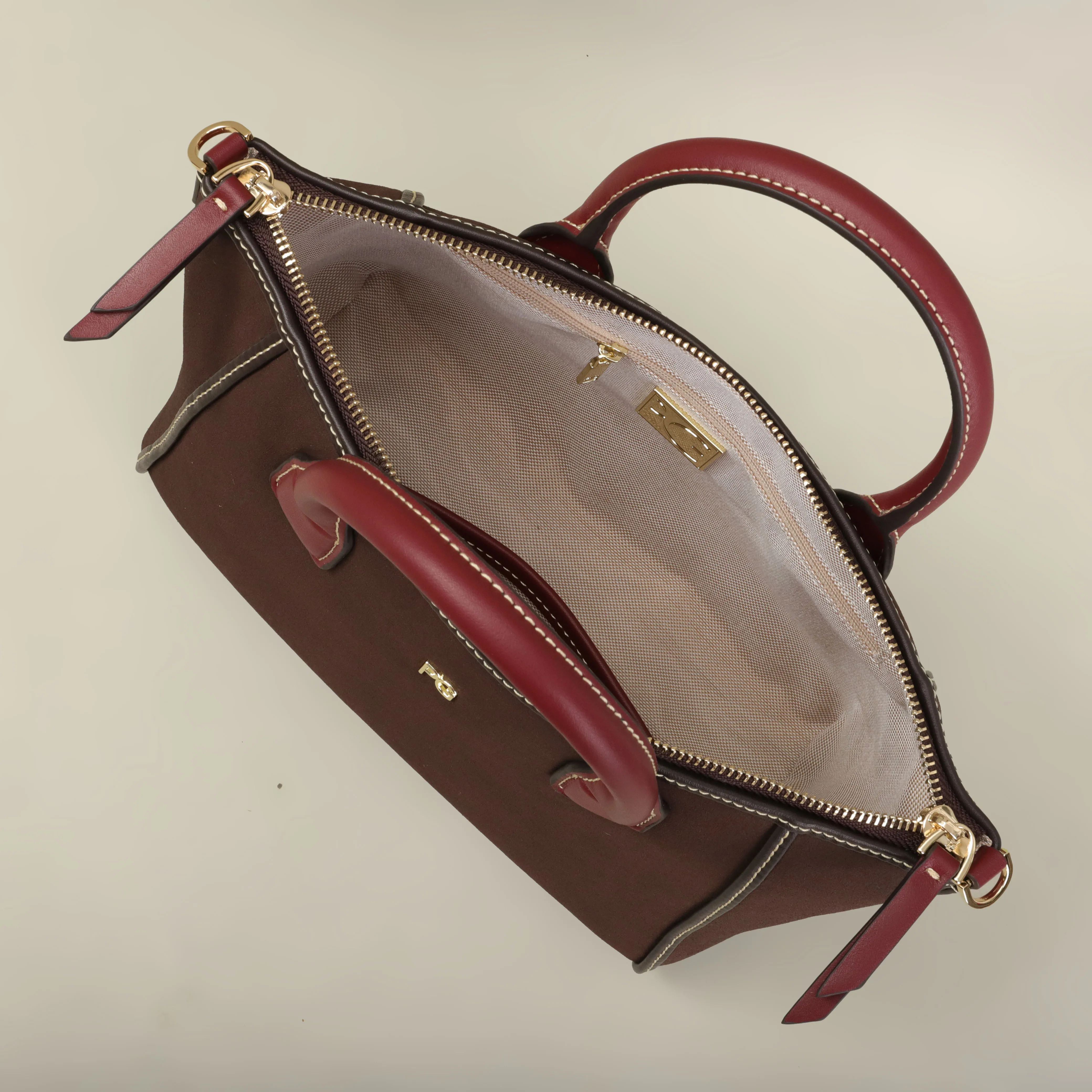 PG Damen Luxus-Tragetasche, Große Kapazität, Schulterhandtasche, Modisches Designer-Design, Casual, Hochwertig, Minimalistisch, Elegante Tasche – Detail 10