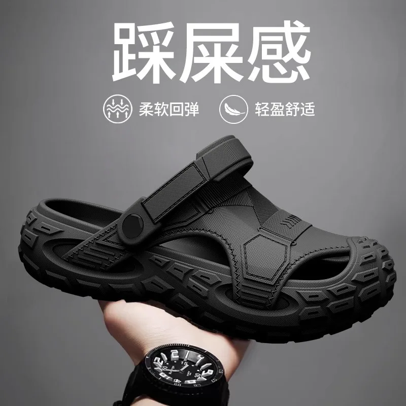 New popular item Men can wear Clog shoes outdoors in summer, which are non slip, breathable, odor proof, and non slip sandals