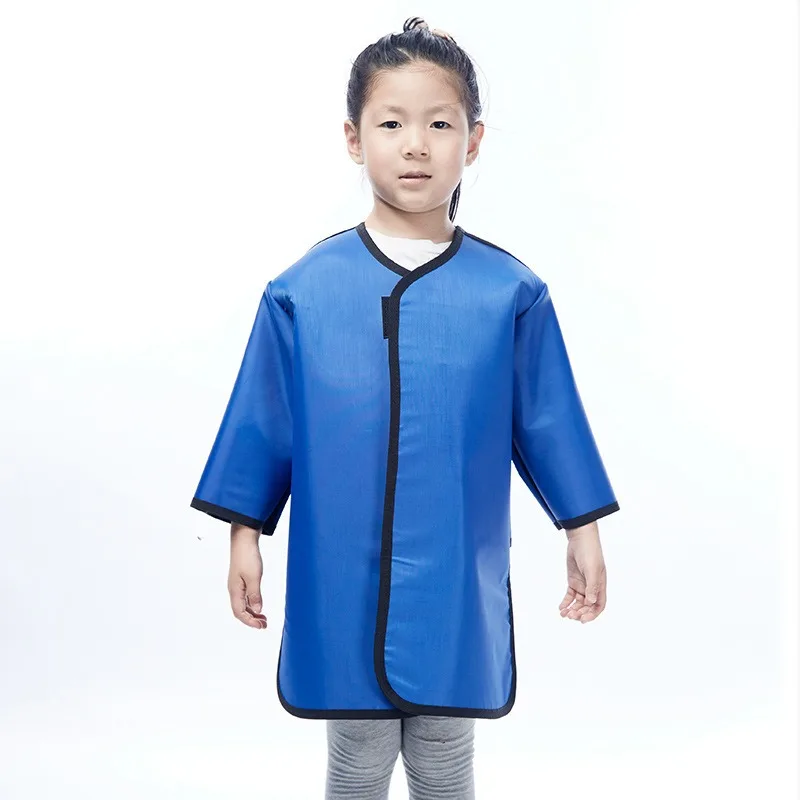 Wearing a half-sleeved long-sleeved vest, radiology department, X-ray lead apron, lead clothing, protective clothing.