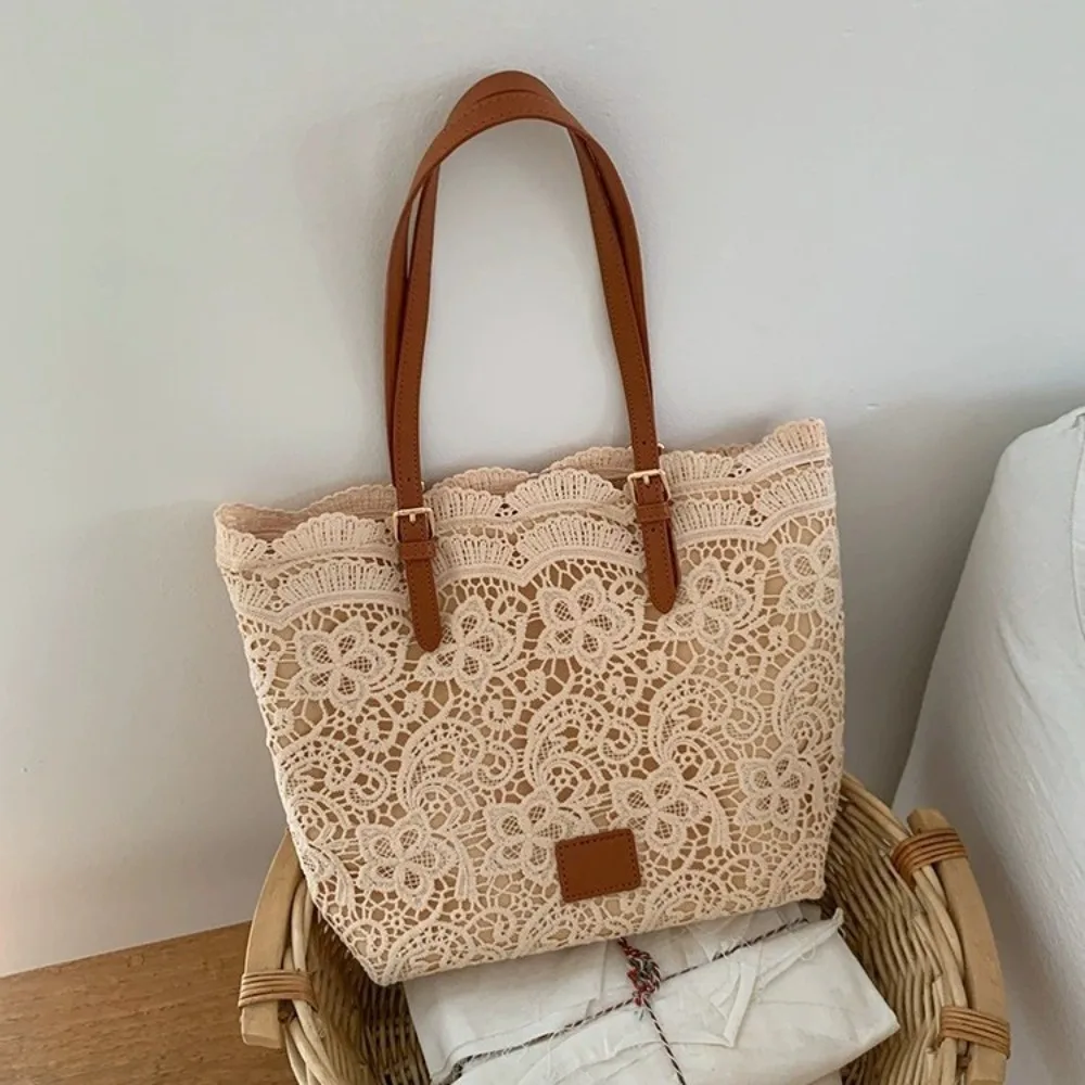 2026 New Elegant French Lace Fairy Large Capacity Tote Bag for Women Commuter Shoulder Lightweight Versatile