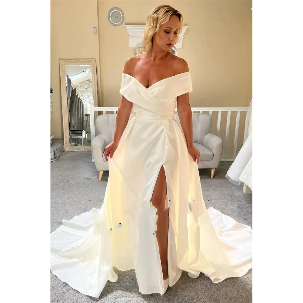 Robe de mariée trapèze en Satin plissée, épaules dénudées, Simple, fente latérale haute, fermeture éclair au dos, traîne Court, élégante pour femmes, personnalisée aux mesures