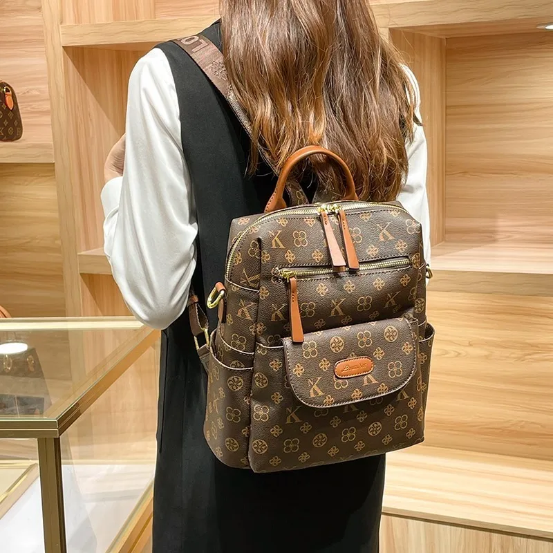 Light luxury women's backpack 2024 new autumn and winter high-end fashion designer student backpack retro travel backpack trend