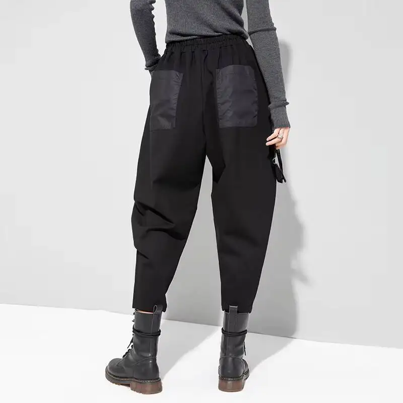 Pantaloni Harlan da donna Primavera/Estate Nuovi pantaloni classici da nove minuti con cuciture di personalità scura e tendenza della moda