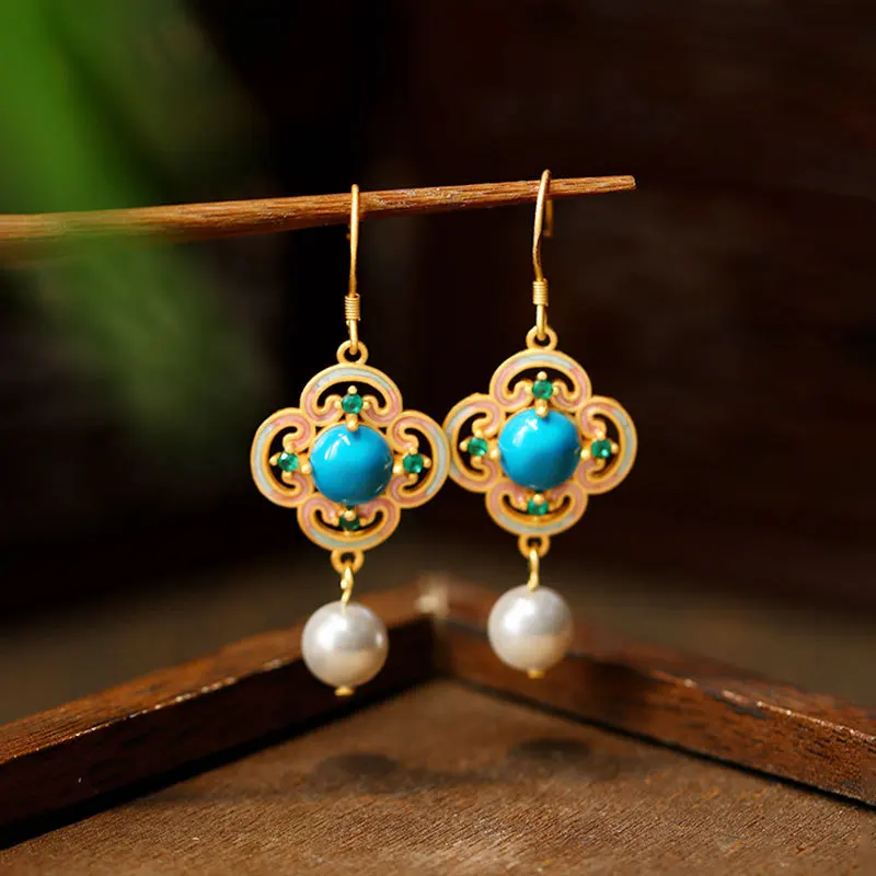 

Natural Pearl Beaded Earrings Vintage Amulet Accessories Designer 18K Gold Plated Carved Gemstone Luxury Gifts for Women