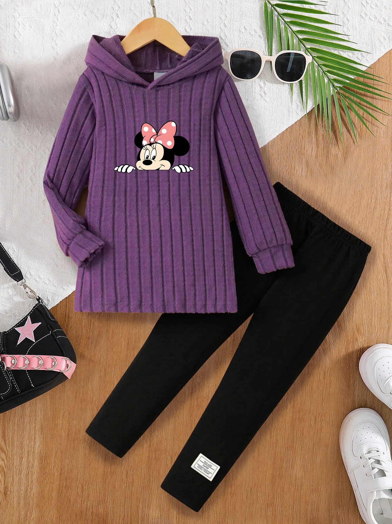 

【Officially Licensed】Disney Exclusive Development Mickey Mouse Autumn/Winter Long-Sleeve Knitted Hooded Long Top and Pants Set for Baby Girls, Featuring Cute Minnie Mouse Cartoon Pattern, Slightly Stretchy, Suitable for Girls' Daily Wear, Great Gift Choic
