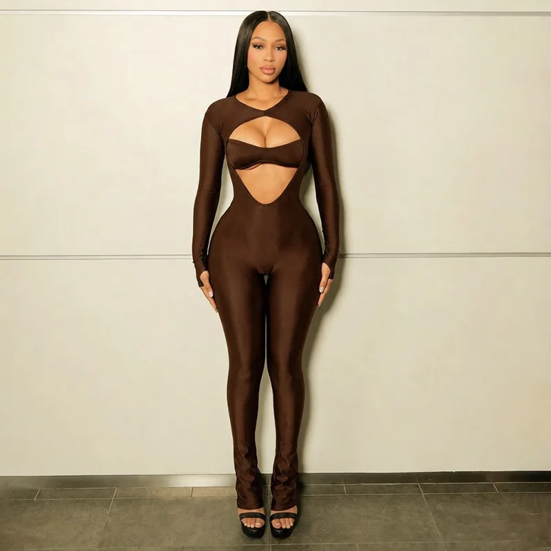 Solid Color Slim-fit Women's Erotogenic And Unmatched Yoga Jumpsuit With Circular Neck And Long Keys For Fitness And Fashion