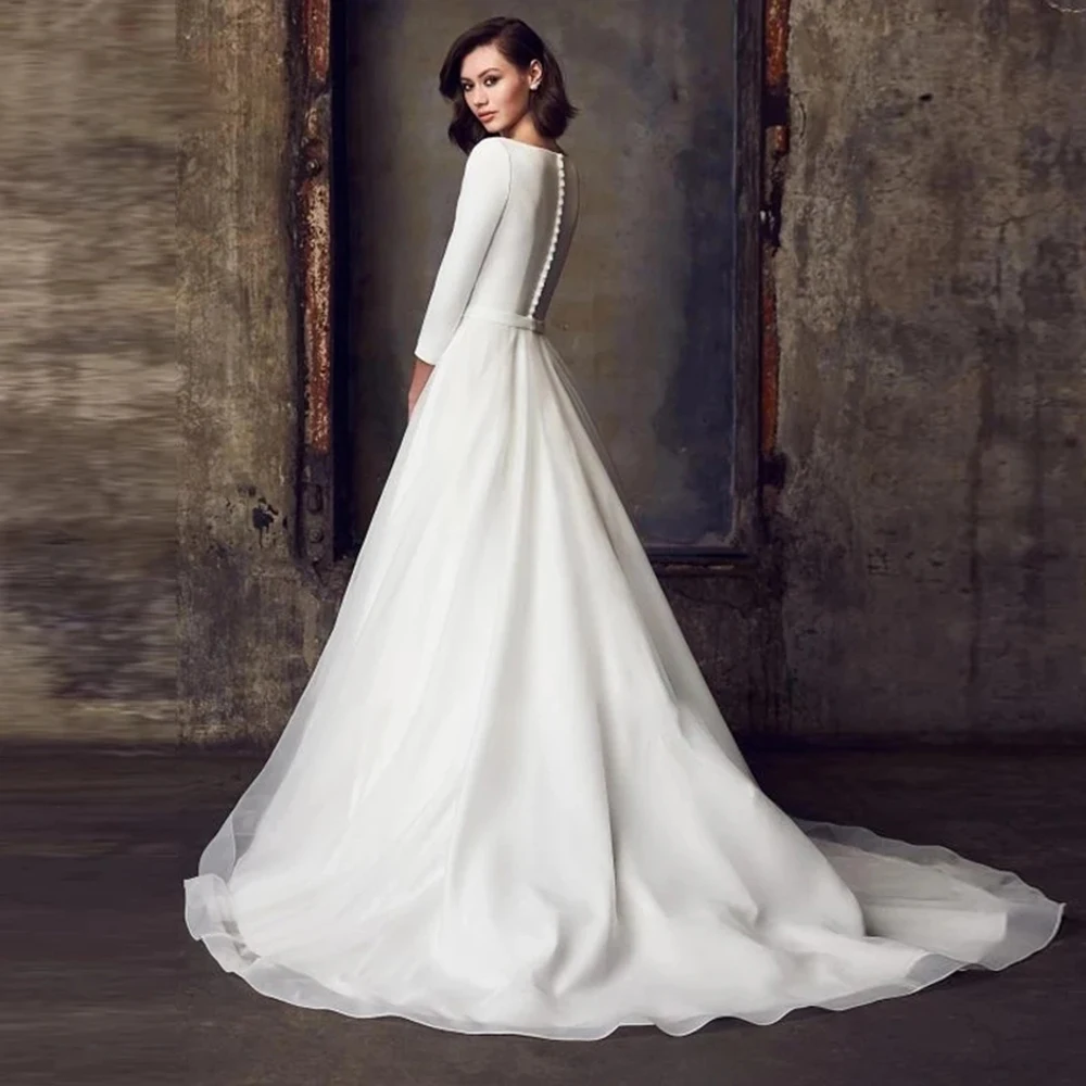 Customized Simple A Line Wedding Dresses Elegant O Neck Long Sleeve Back Button Sweep Train Bridal Gown Robe De Mariée