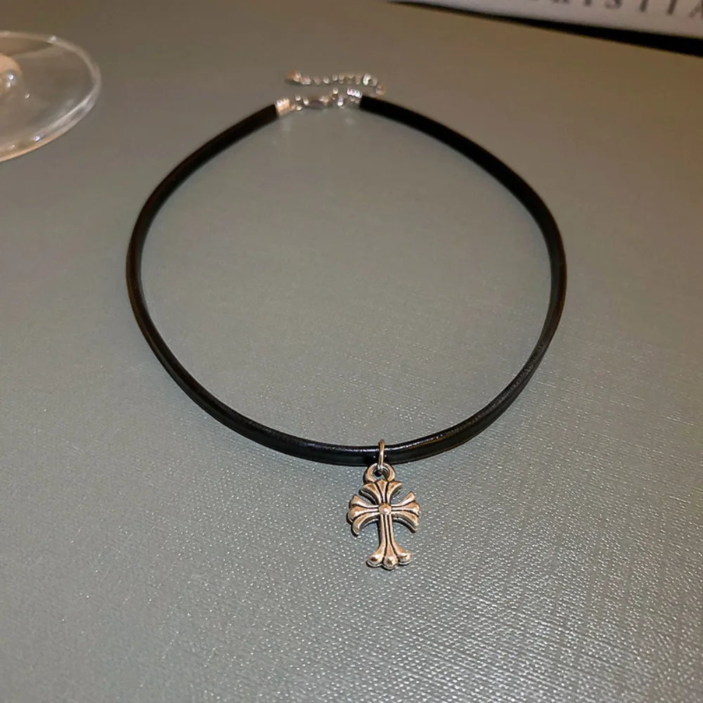 موضة الشرير لهب الصليب قلادة قلادة للنساء الهيب هوب روك القوطية المختنق الطرف الديكور مجوهرات هدايا Y2K اكسسوارات