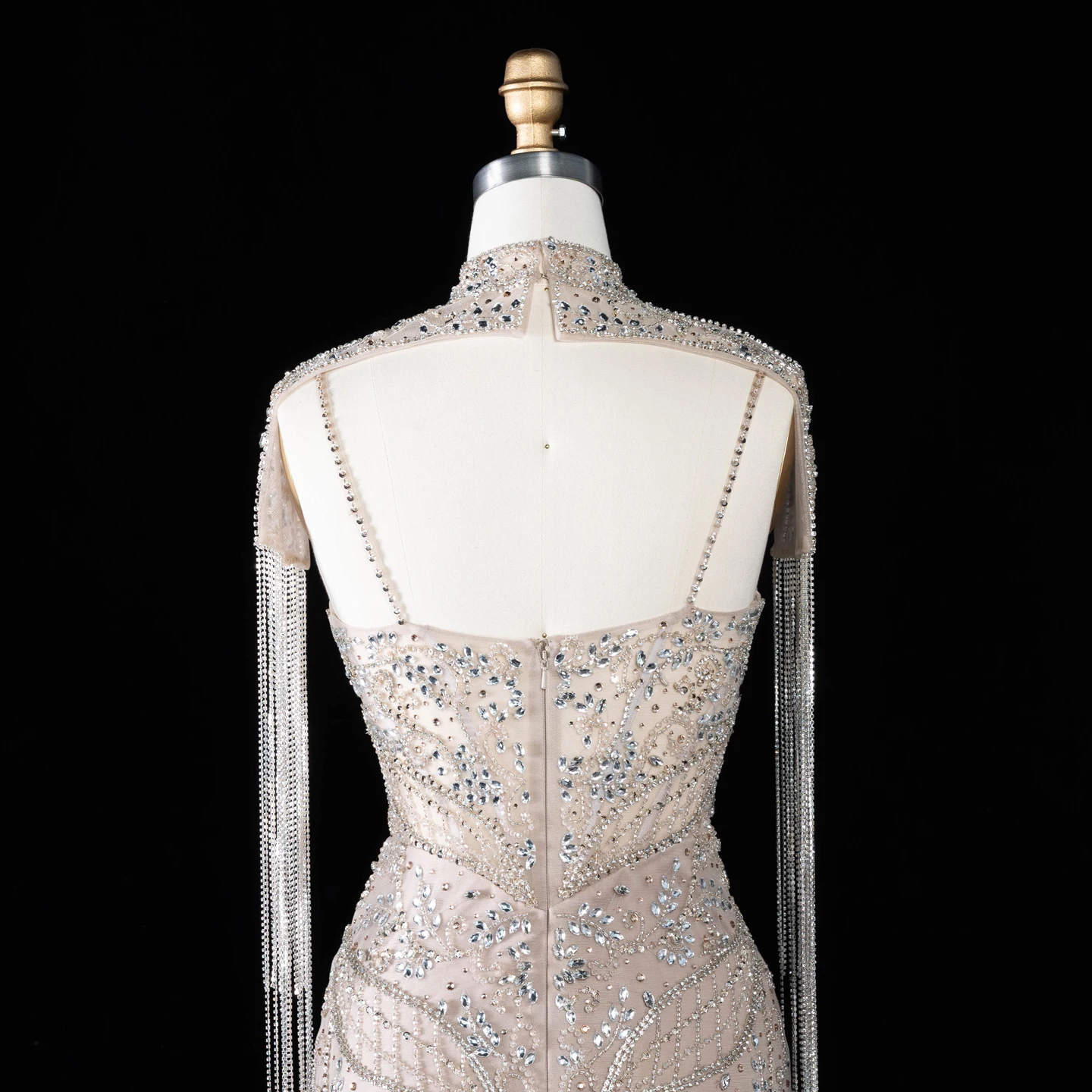 Sharon Said Luxuriöses Champagner-Abendkleid mit hohem Kragen, Spaghettiträgern, Quastenumhang, Meerjungfrauen-Schnitt, für formelle Anlässe, Partykleid SS182, maßgeschneidert – Detail 11