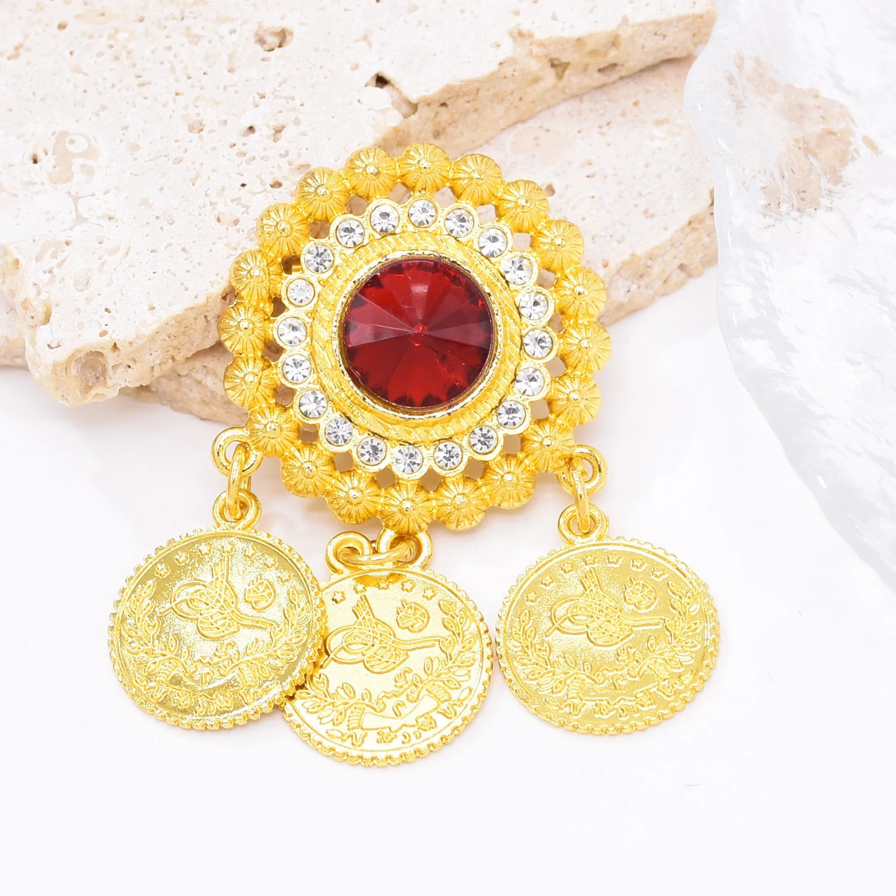 

Arab Golden Women Brooch Statement Coin Pendant Ethnic India Wedding Party Brooch Charms