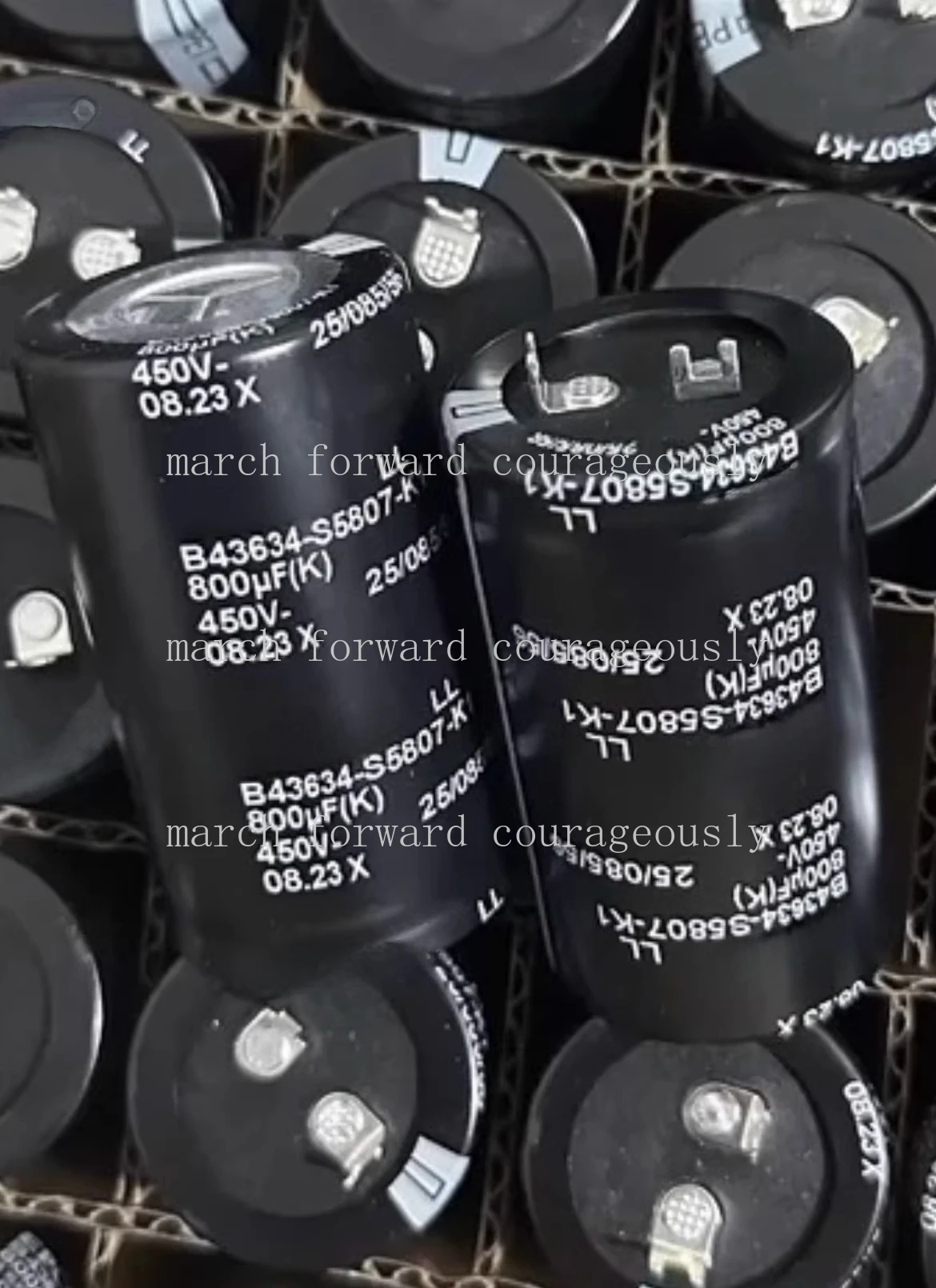 

НОВИНКА для EPCOS 450V 800μF