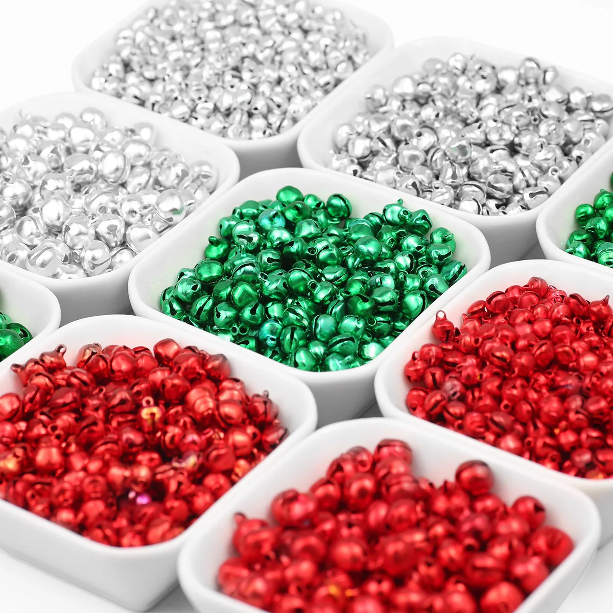 50-100PCS 6/8/10mm Backfarbe Bunte Weihnachten Flache Glocken Metall Kleine Glocken Weihnachten Dekoration party DIY Armband Halskette