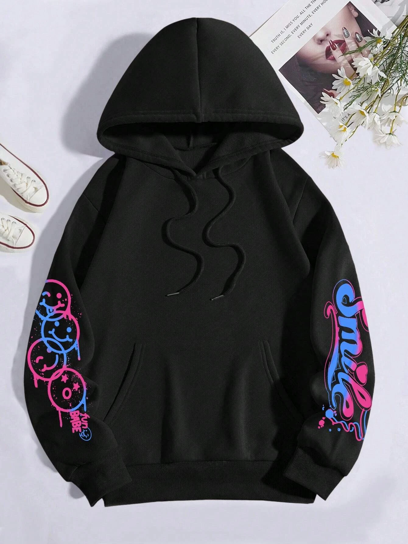 Happy Day Graffiti Print Women Hoodie Street Hip Hop Hoody Fashion Crewneck Versatile Hoodies Vintage Oversize Clothes Female