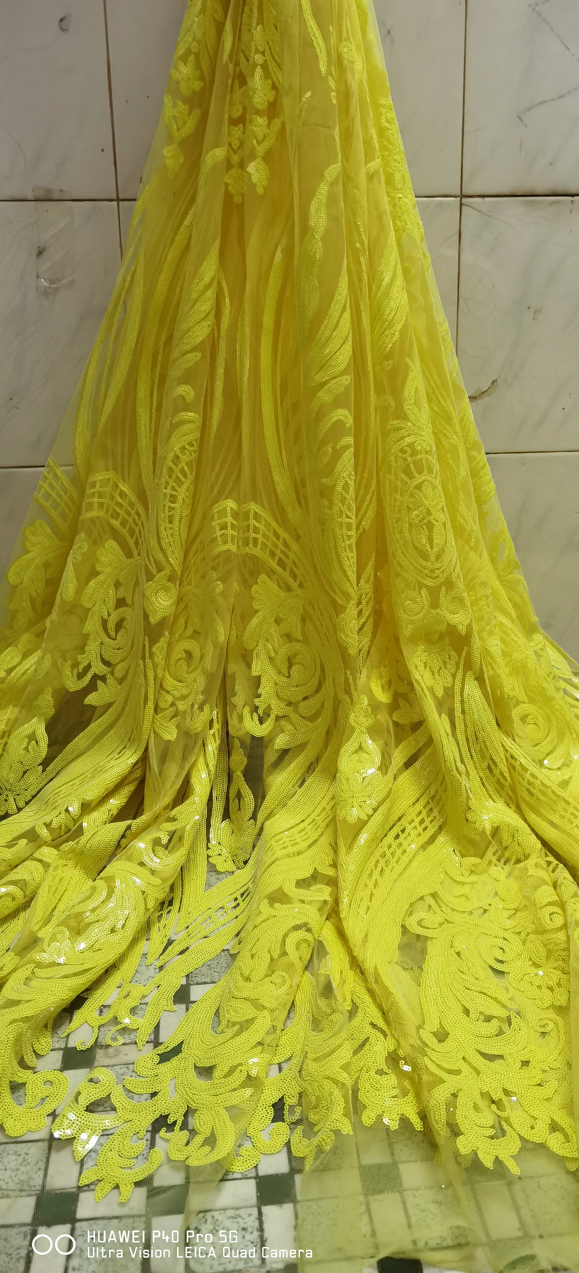 Imagem -03 - Tecido de Renda Africano com Lantejoulas Belo Material para Vestidos de Casamento Alta Qualidade Amarelo Venda Quente