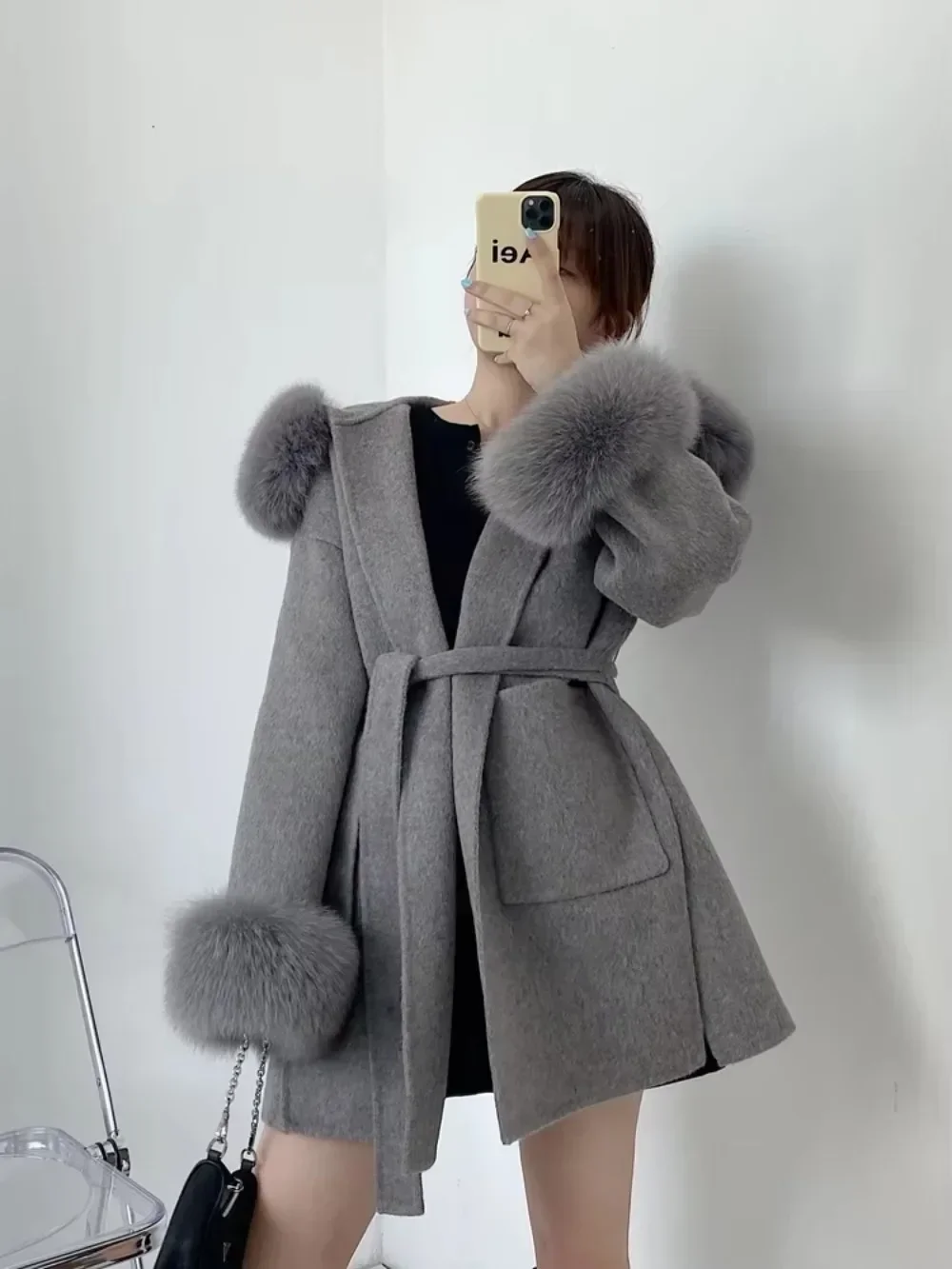 

2024 New Woolen Coat Oversize Ladies Outerwear Winter Women Natural Fox Fur Collar Cuffs Jacket Hood Cashmere Wool