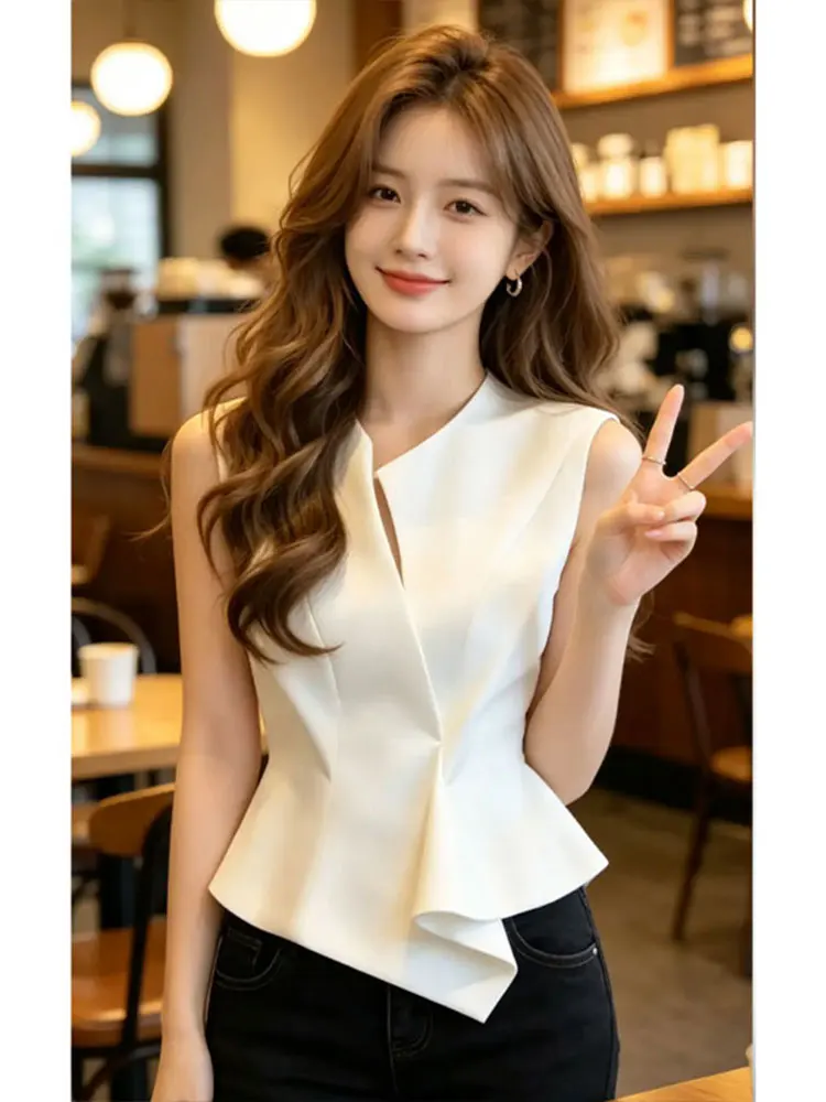 

Fashionable White Shirt Women's Slimming Waist Design Summer 2026 Elegant Versatile Top Breathable Skin-friendly Chinese Made