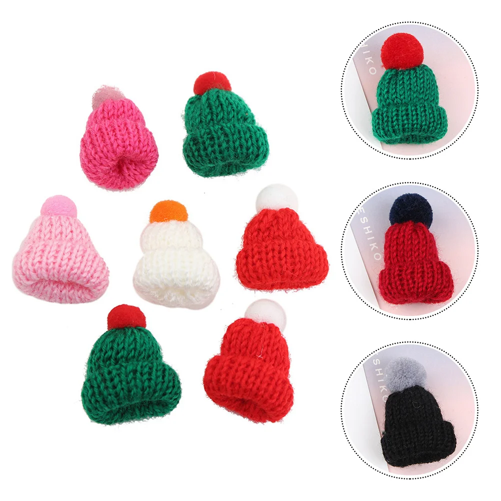

1Set Mini Knitted Hats Fine Workmanship Finger Hats Clothes Jewelry Accessories Brooch Decor Children Play Random Colors