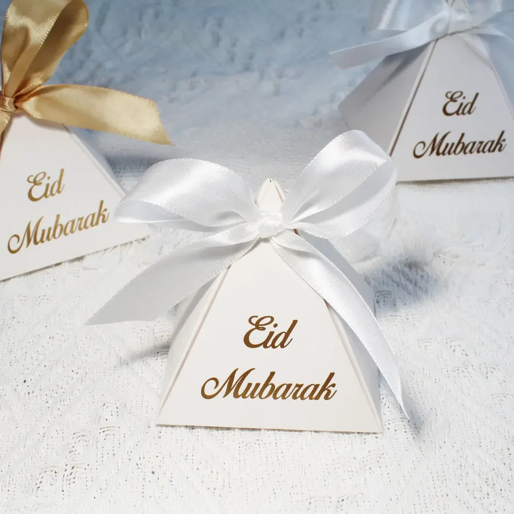 Eid Mubarak Gift Boxes for Children with Islamic Decoration Triangular White Boxes Eid mubarak boxes Muslim Islamic Ramadan Kare