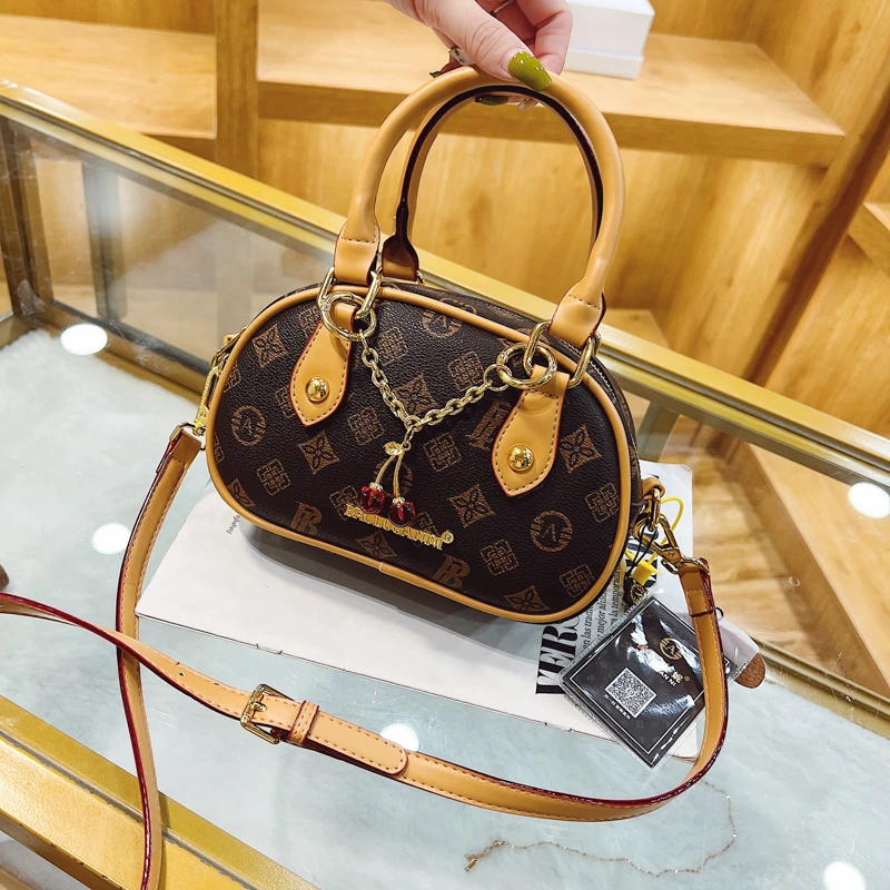 

Sleek Shoulder Bag Women Multifunctional Handbag Light Luxury High Capacity Perfect For Business Trips And Leisure Time