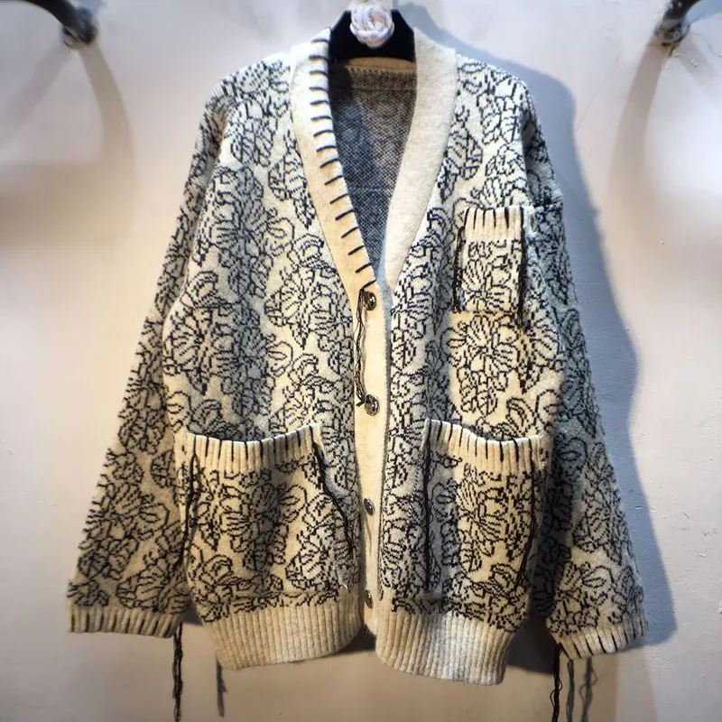 

Европейский стиль, осень 2023, новый винтажный жаккардовый свободный утягивающий толстый свитер средней длины с цветочным принтом, пальто-кардиган для женщин