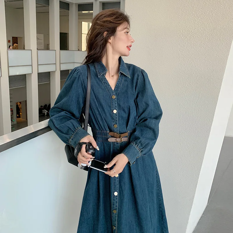 فستان نسائي فرنسي ريترو أزرق من قماش الدنيم بصدر واحد صغير على شكل حرف v على شكل حرف a فساتين تنحيف الخصر على الموضة لربيع الخريف