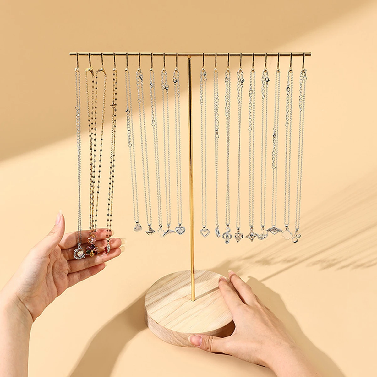 

1 pc necklace display rack jewelry storage organizer, high-end wooden accessory display rack, 18 hook necklace storage rack,