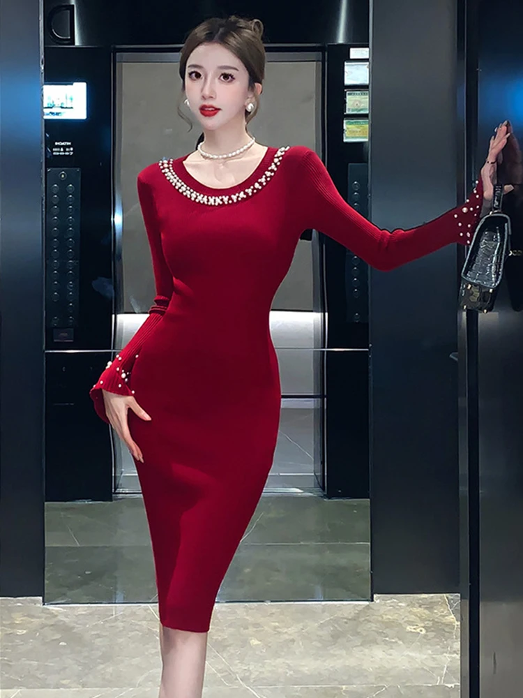 Femmes vêtements de rue pull décontracté tricoté Simple rouge perle col rond maigre moulante robe courte élégante dame robes de noël