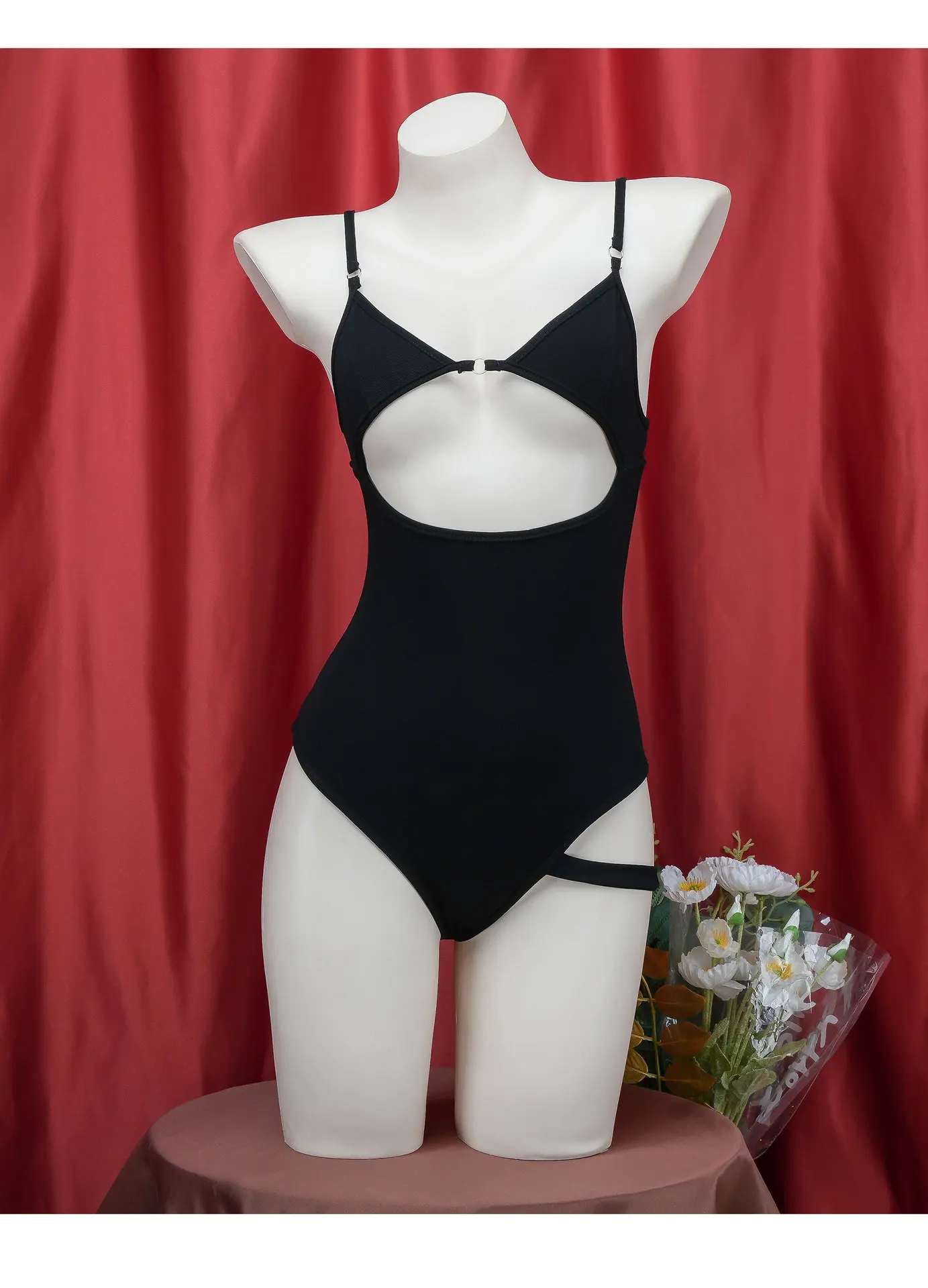

Role playing pajamas sexy lingerie three piece set