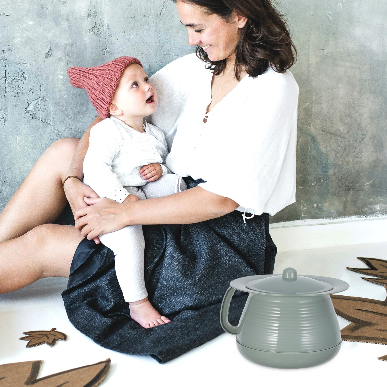 1 Set Chamber Pot Portable Urine Bucket For Home Camping Bedroom Durable Plastic Potty With Handle Lid Smooth Edges Easy Clean