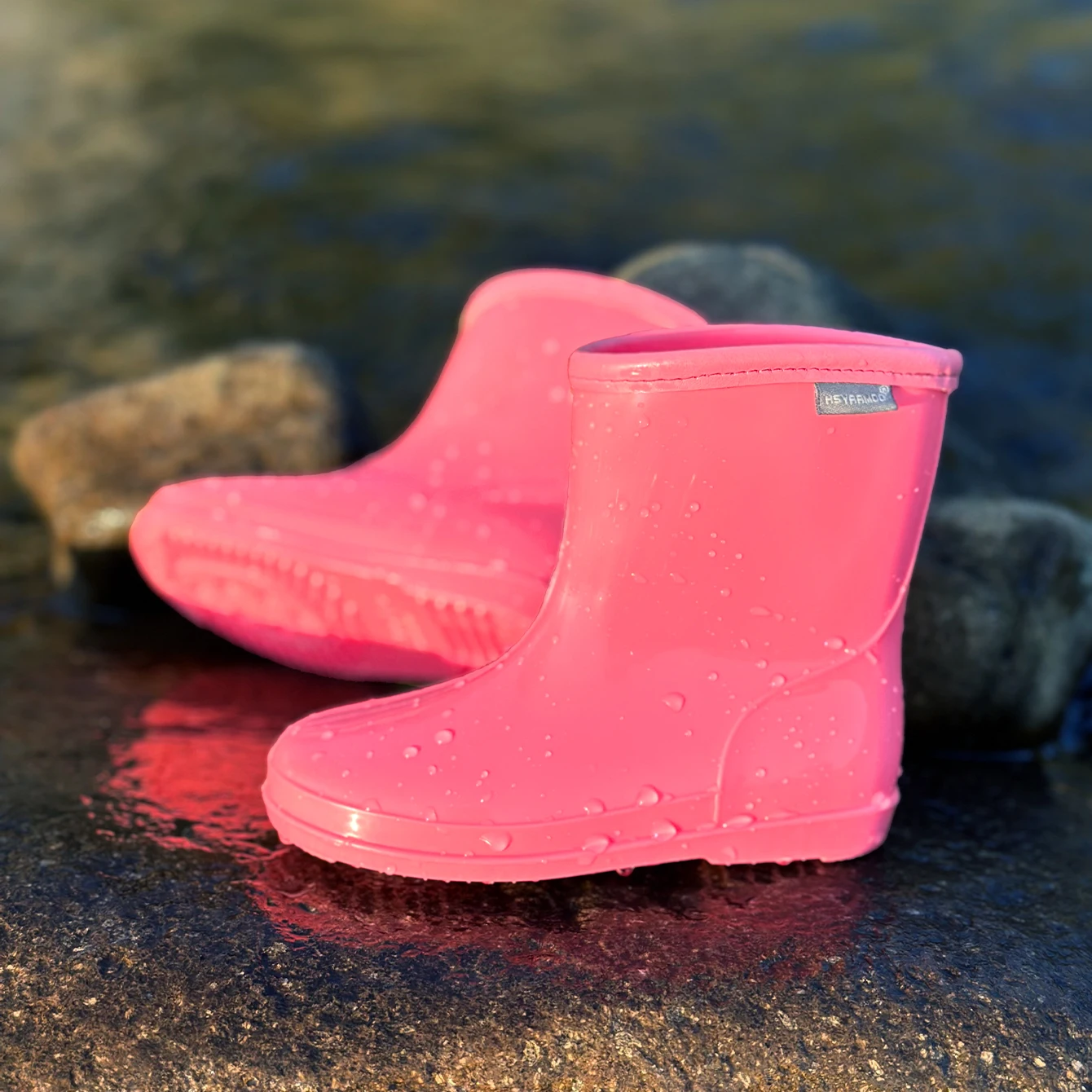 Baby Rain Boots! Waterproof, Non-slip, Lightweight and Durable. Soft Material Ensures Comfort, Fit for All Seasons.