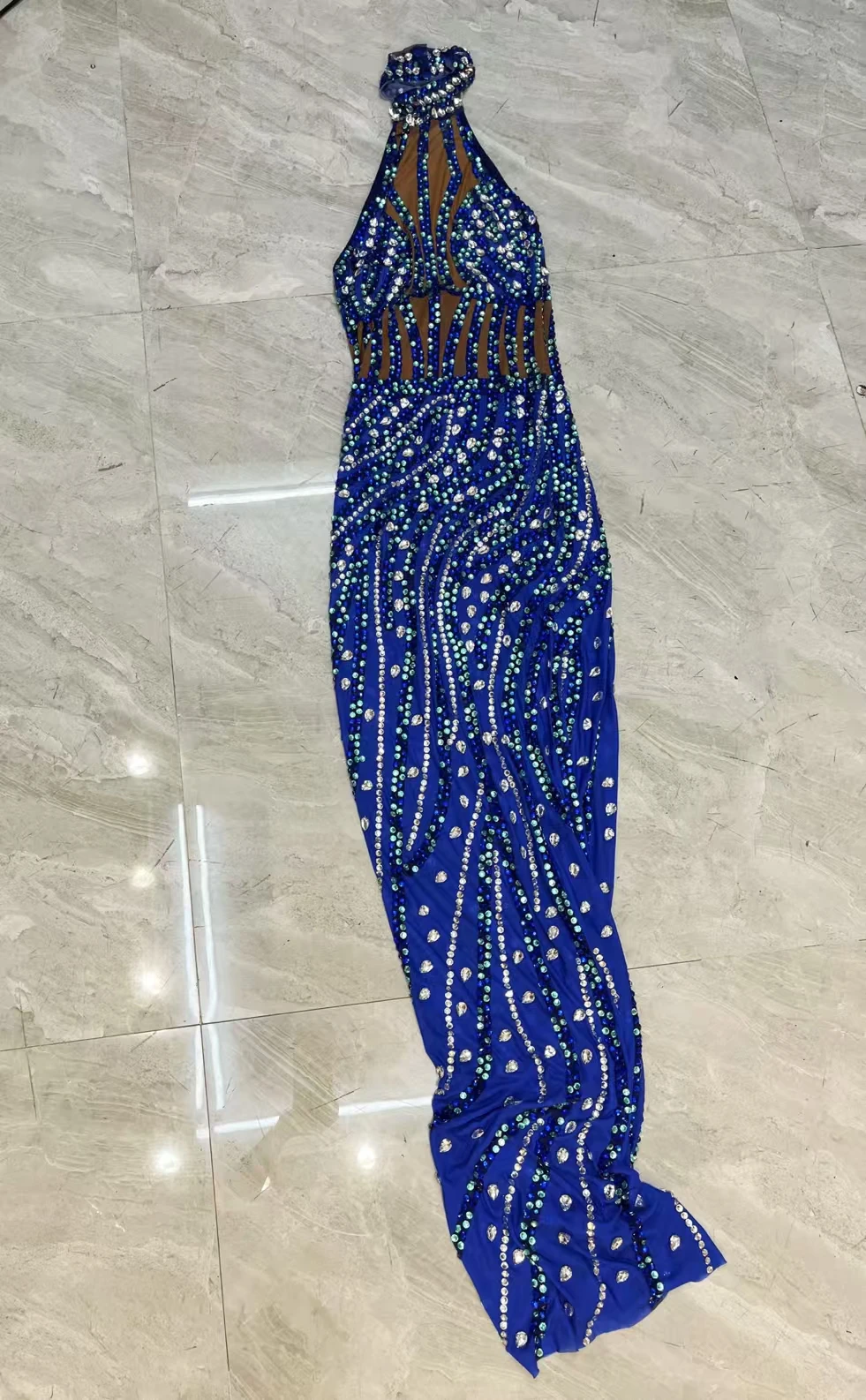Abito lungo aderente da donna elegante di fascia alta di lusso Abito estivo senza maniche Abito da sera in rete trasparente per festa di compleanno Shuiliu