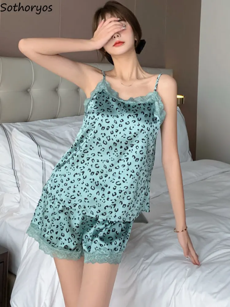 

Пижамные комплекты женские леопардовые сексуальные домашние повседневные уютные простые женские дышащие с открытой спиной модные крутые классические повседневные летние корейский стиль