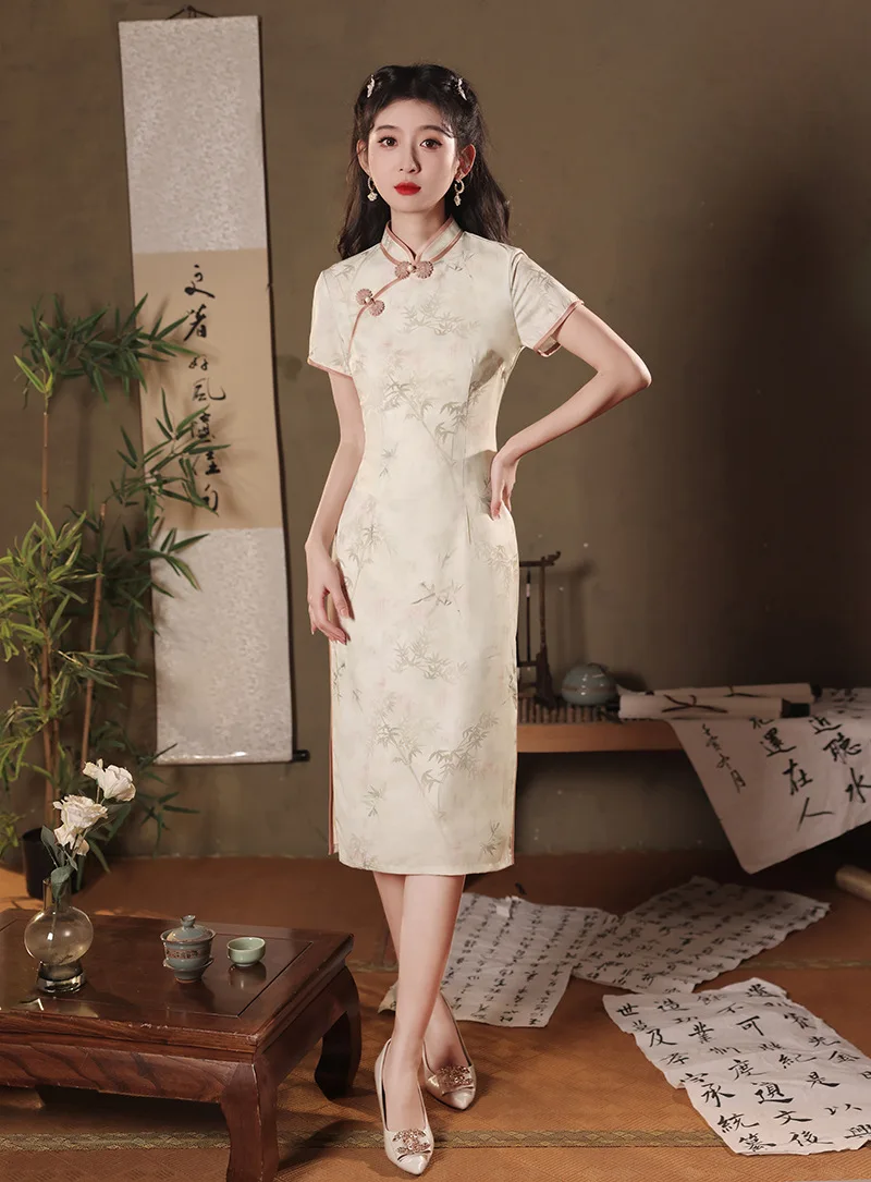 2024 Lente/Zomer Nieuwe Verbeterde Qipao Mid Length Daily Jeugd Retro Nieuwe Chinese Qipao Dameskleding