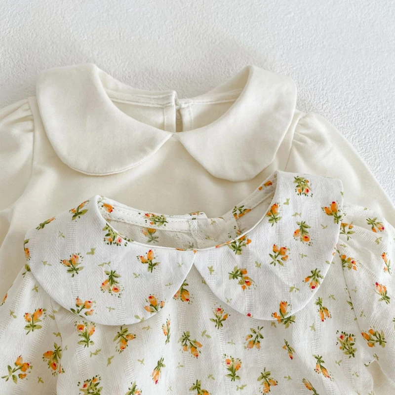 New autumn baby clothing, 0-3 year old baby girl doll neck long sleeved top with a base, T-shirt