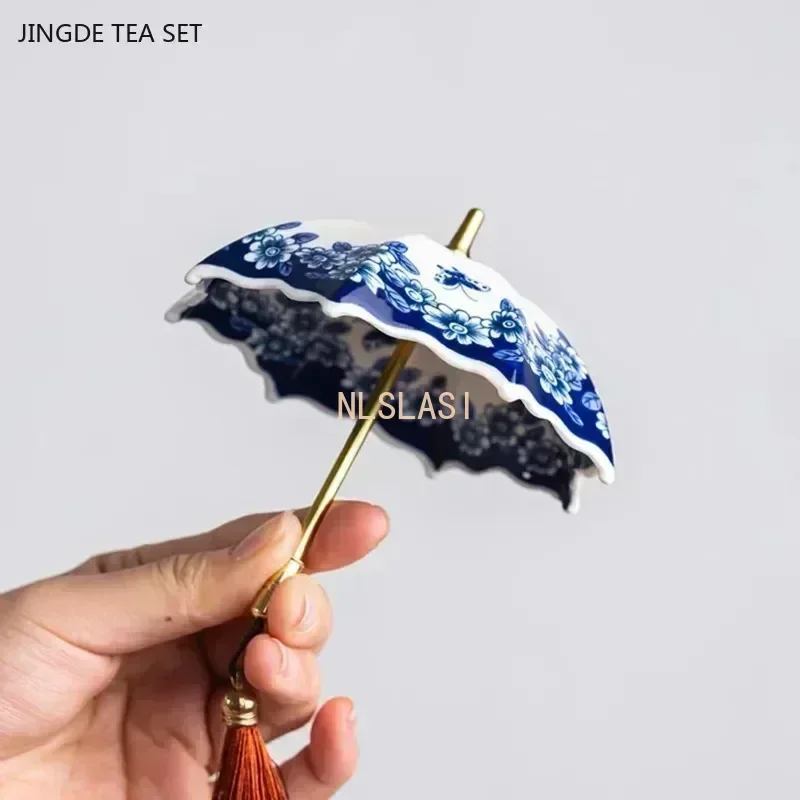 Creative Blue and White Porcelain Tea Strainer Ceramic Tea Filter Umbrella Shape Teaware Ceremony Accessories Tea Table Decor