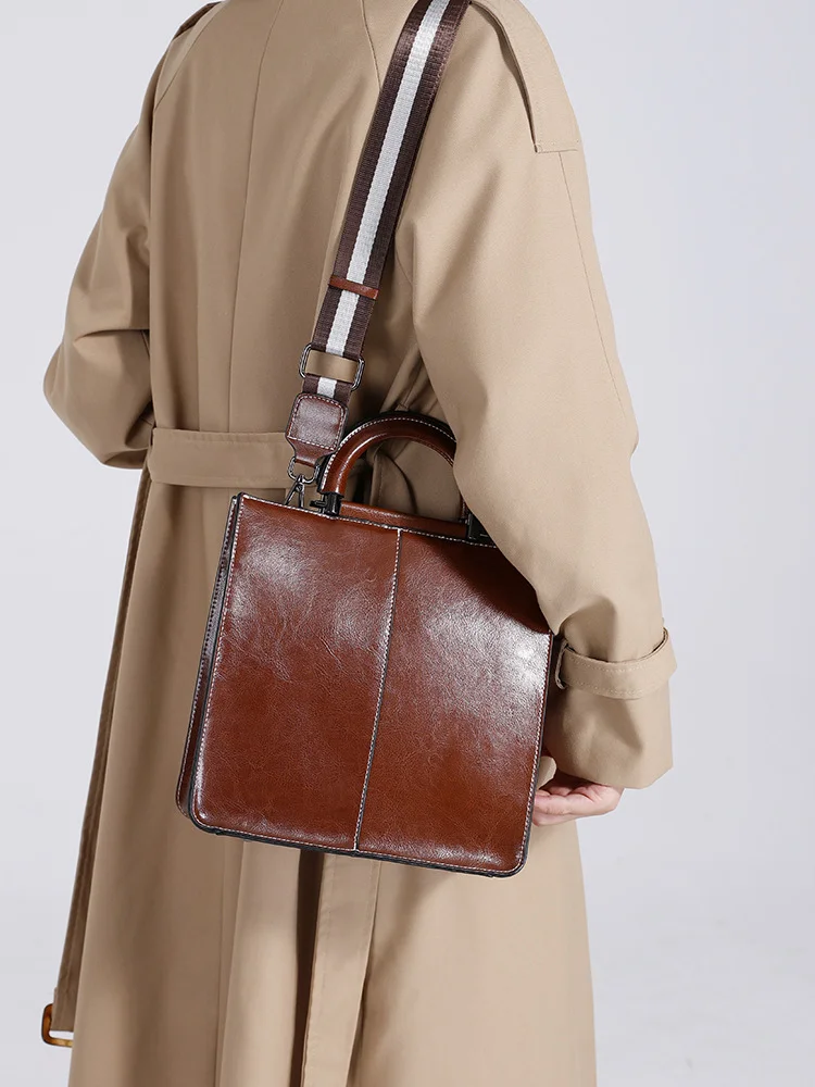 

Масляный воск, модная большая сумка из воловьей кожи, женская высококачественная дорожная сумка, новинка 2025, ретро сумка на плечо большой вместимости