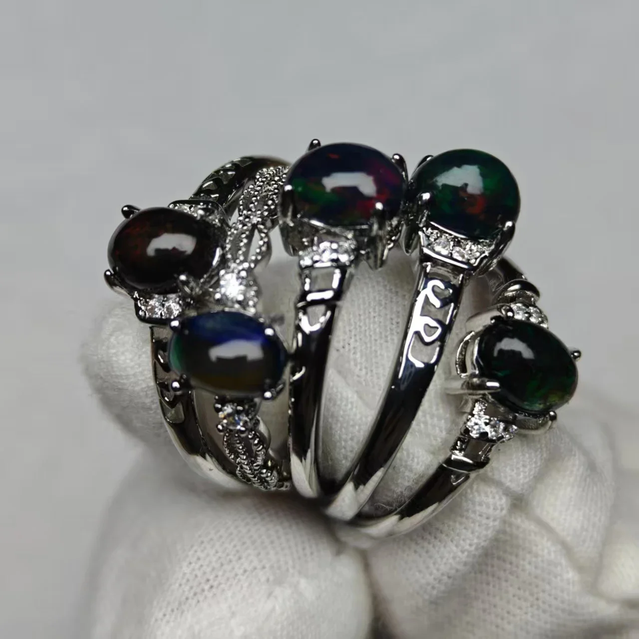 Natürlicher schwarzer Opal, verschiedene Designs, Ringdesign, trendig und vielseitig, schlicht und modisch, Damenring, Geschenk für Paare, Großhandel – Detail 5