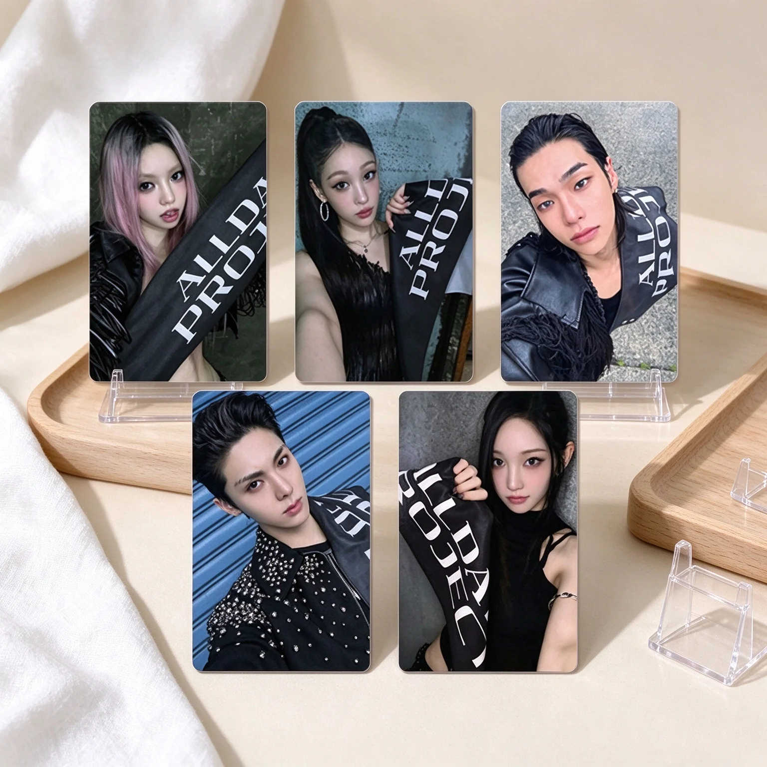 Cosplay ALLDAY PROJECT CRASH HD Album Photocards Double Sides Glossy LOMO Cards ANNIE TARZZAN BAILEY WOOCHAN 5Pcs Postcard