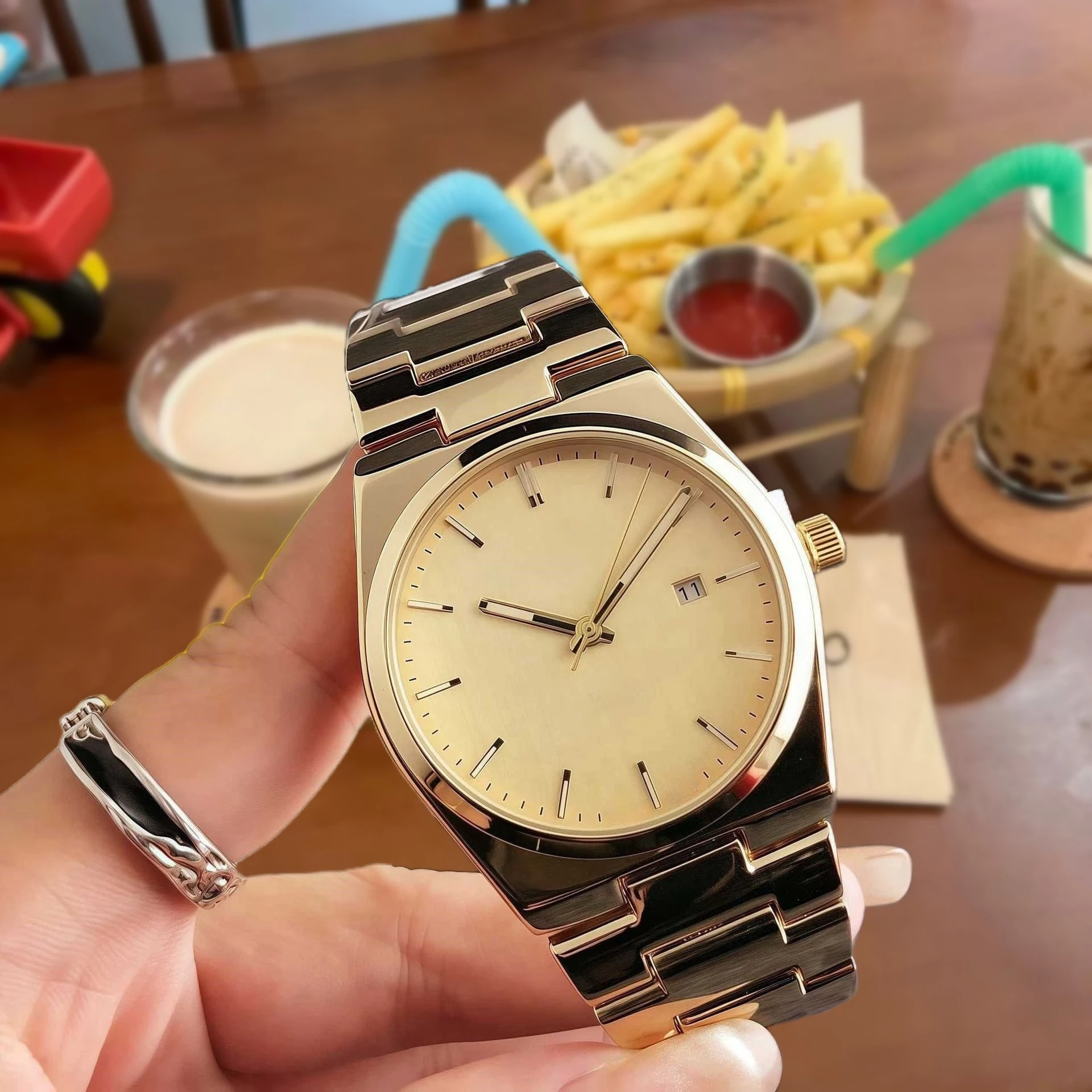 Designer New Luxury Original Couple Watch Business Professional Style Stainless Steel Strap Versatile Fashion High Quality