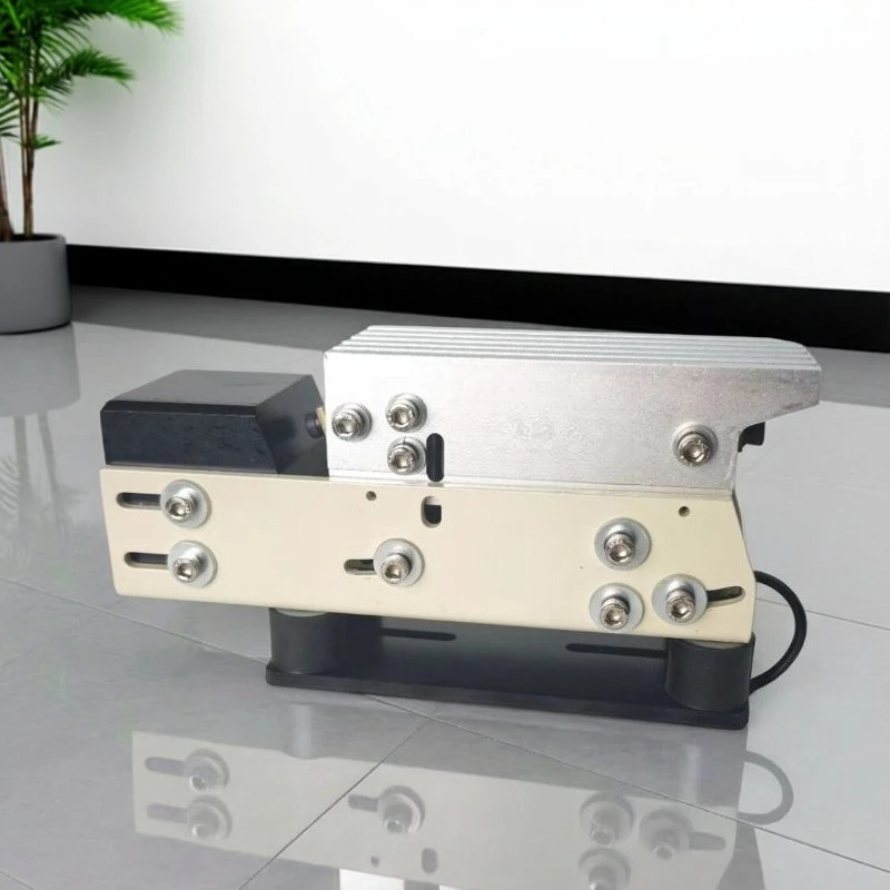 Vibration plate linear feeder counterweight direct vibration feeding pure copper low vibration platform