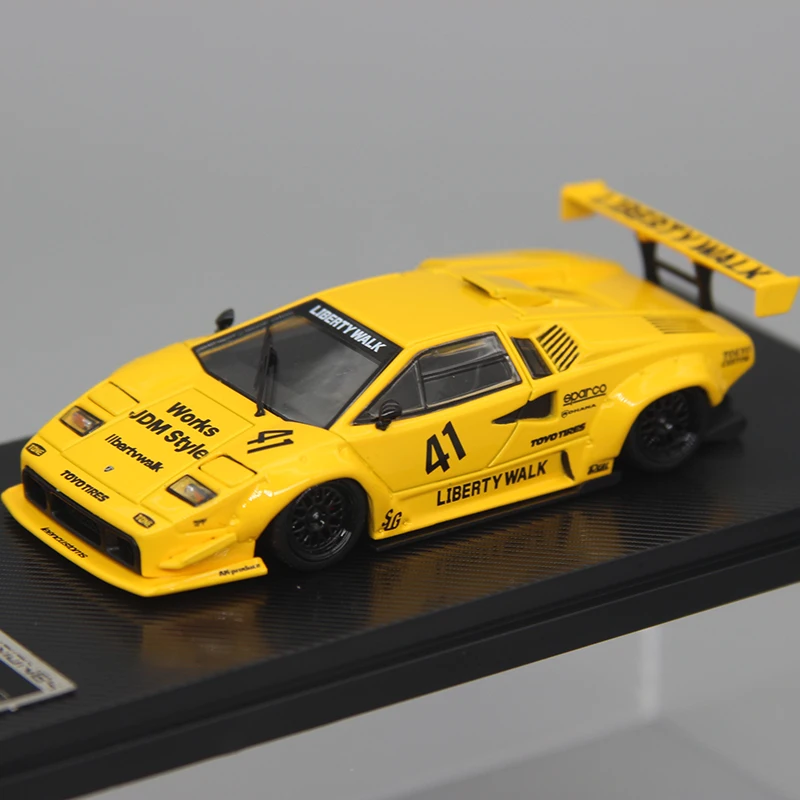 Vision64 1:64 ランボルギーニ コンタッシュ LP500LB ダイキャスト合金車モデル、男の子向けのお祭りギフト玩具、大人向けのコレクターズオーナメント。