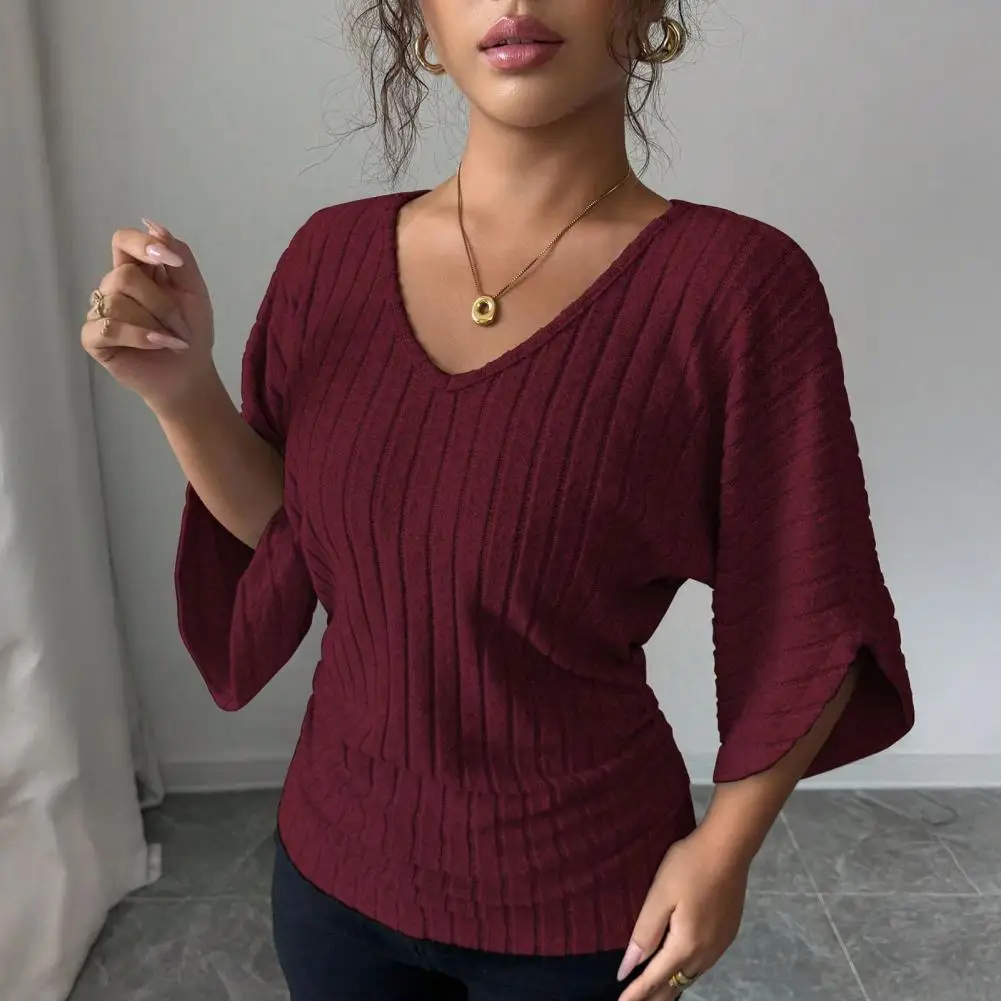 

Women Tops V Neck Vertical Striped Texture Knitted Slim Fit Casual Tops Pure Color Pullover Tops Daily Wear Autumn T-shirt 2026