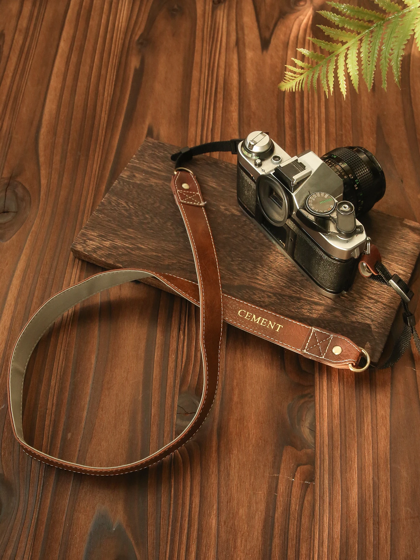 Custom Name Vintage Camera Strap Personalized Neck Shoulder Strap for Film Camera DSLR/SLR Fit Neck Shoulder & Crossbody