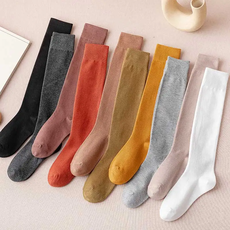 Kaus Kaki Lutut Wanita Kaus Kaki Hangat Musim Dingin Katun Tabung Tinggi Kaus Kaki Panjang Seksi Menari Pesta Hitam Putih Kaus Kaki Betis Modis