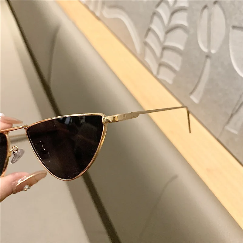 Mode Metall kleine Cat Eye Sonnenbrille Frauen ins beliebte Punk Sonnenbrille weibliche Schattierungen klare Ozean Linse Hip Hop Brillen uv400 – Detail 13