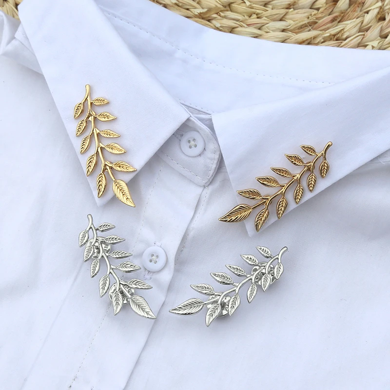 Vintage Triangle Shirt Collar Pin Collar Brooch Women Brooch Hollow Out Metal Brooch Clothes Decorative Cute Jewelry Accessories