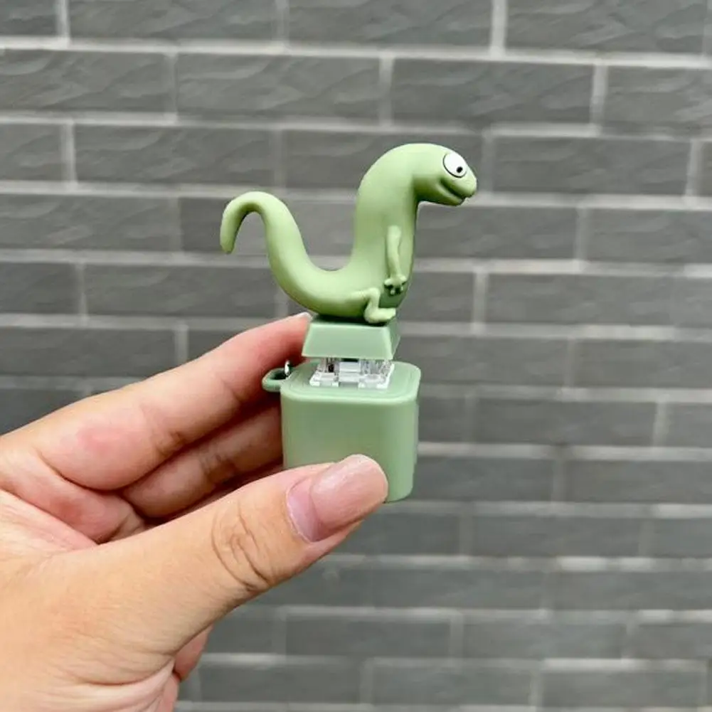 Croaking Frog Fidget Pendant Keychain With Colorful Lights Rechargeable Stress Reliever Anxiety Sensory Funny Sound Button Charm